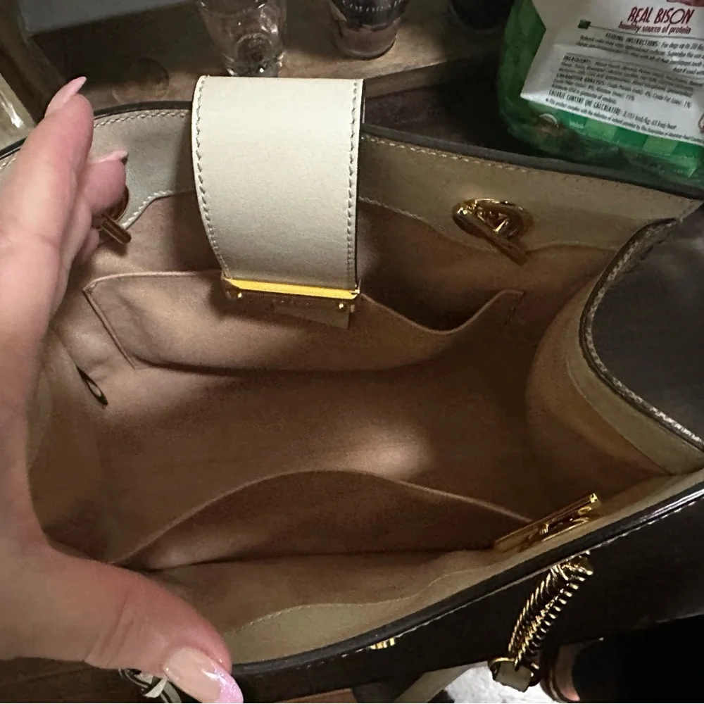 GG padlock Gucci shoulder bag - Picture 7 of 11